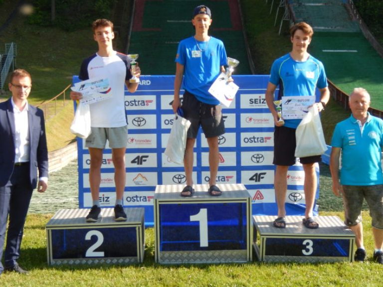 Sportovní gymnastika v tělocvičně